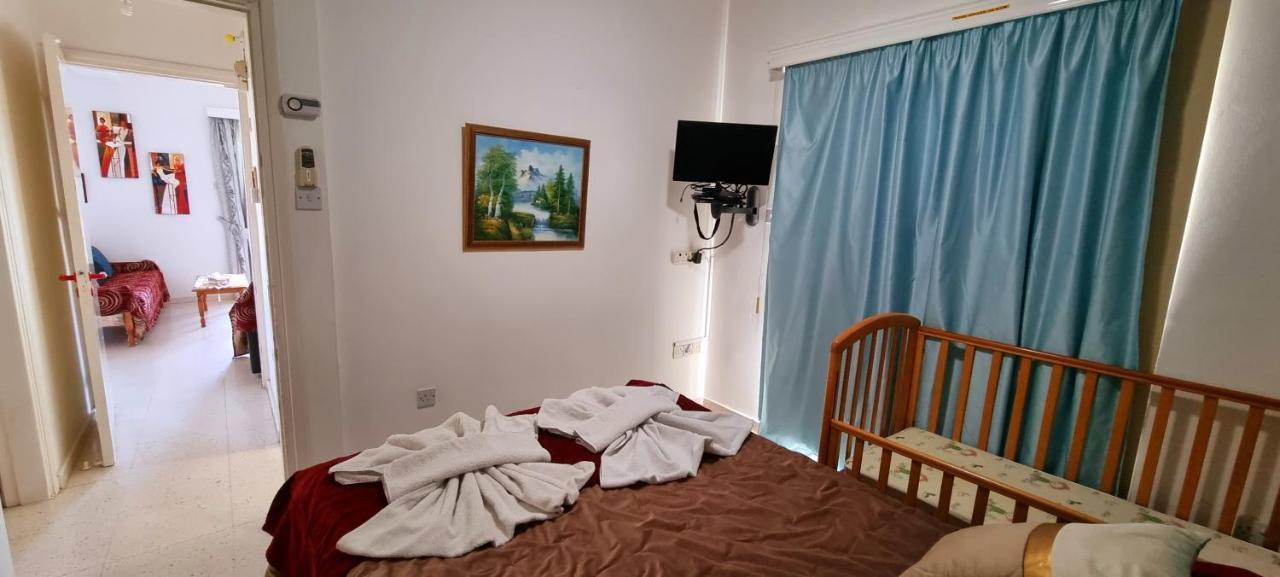 Astrofegia Apartments Near The Sea Agia Marina  Exterior photo